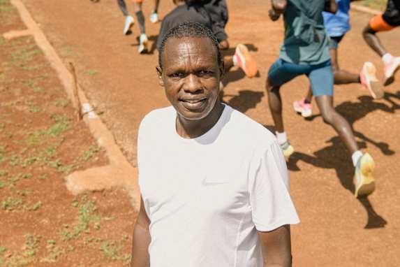 How to Build a Team Mentality, According to Coach Patrick Sang