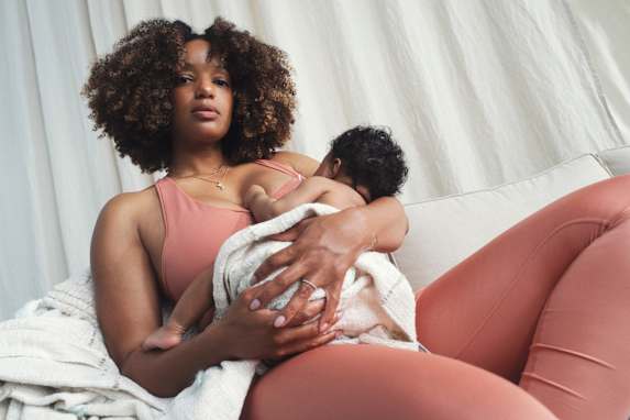 It’s Safe to Exercise While Breastfeeding—Just Follow These Tips From Experts