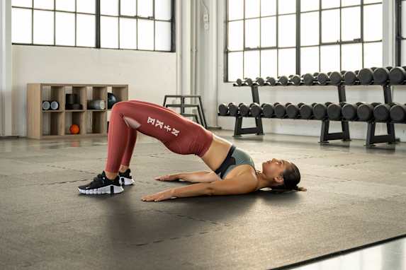 Door trainers goedgekeurde warming-uproutines om uit te proberen voor leg day