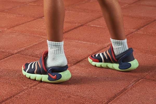 Best shoes without laces, by Nike