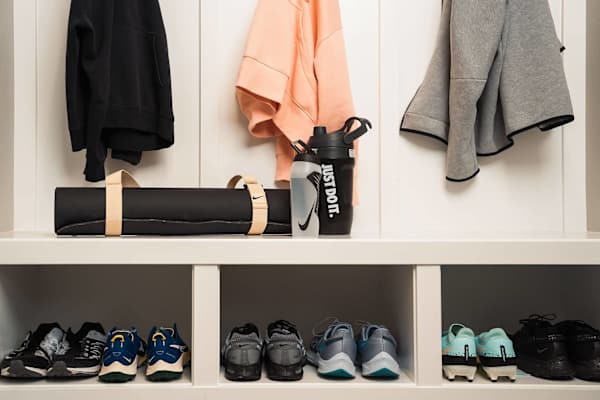 How to Clean a Yoga Mat in 7 Quick Steps