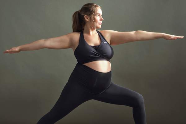 Proč bys podle odborníků měla zkusit prenatální jógu