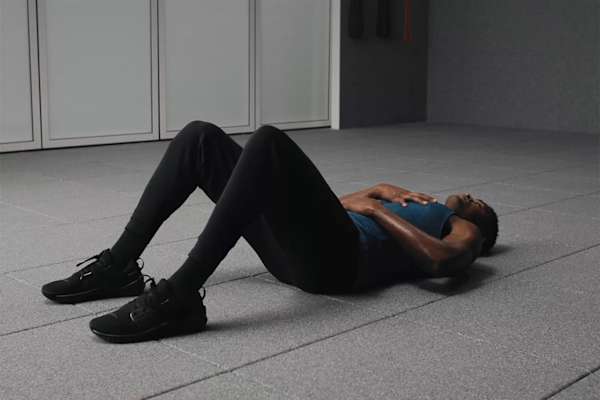 Flutter Kicks: What Are They and What Muscles Do They Use?