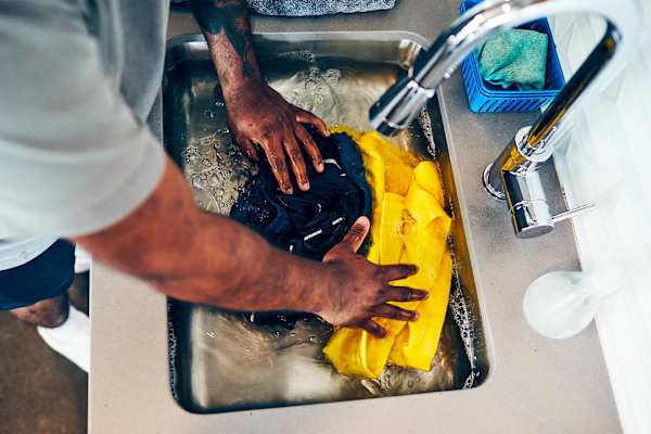 How to Hand Wash Clothes