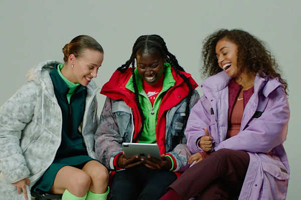 Durch Tanzen Verbindungen aufbauen