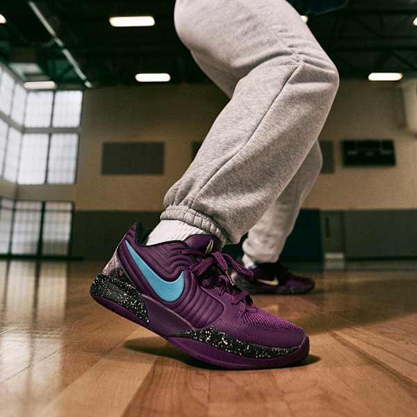 Die neue Ja 2 Schuh- und Bekleidungskollektion sorgt für mehr Style im Basketball