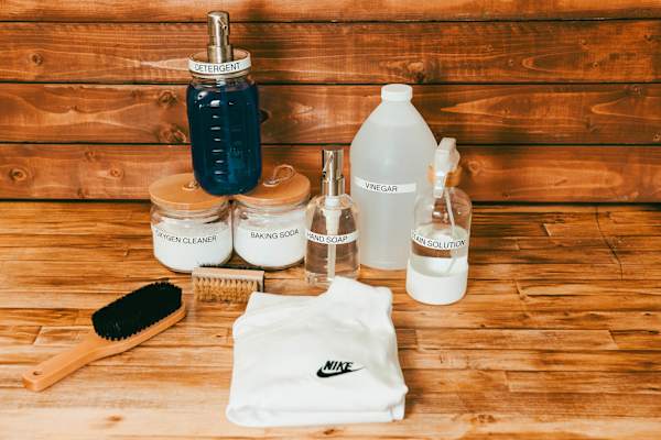 Tipps zum Entfernen von Flecken auf Shirts