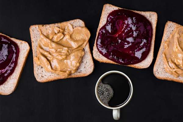 Dietitian-Approved, High-Protein Snacks To Eat After a Workout