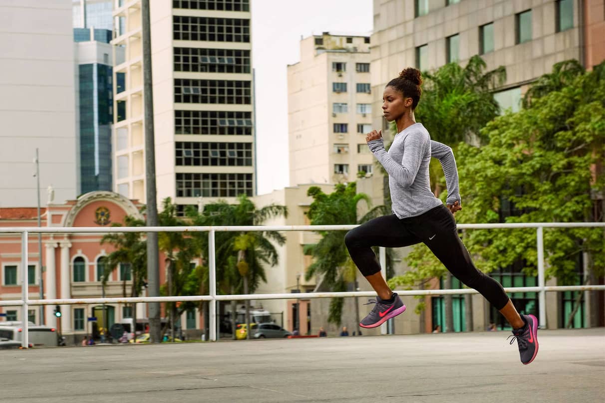 Cinco consejos aprobados por entrenadores para correr mejor (sí, en serio)
