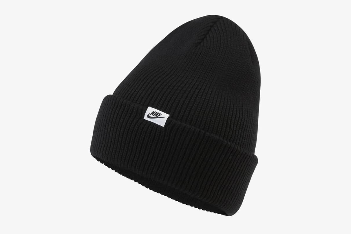 今おすすめのNikeビーニー