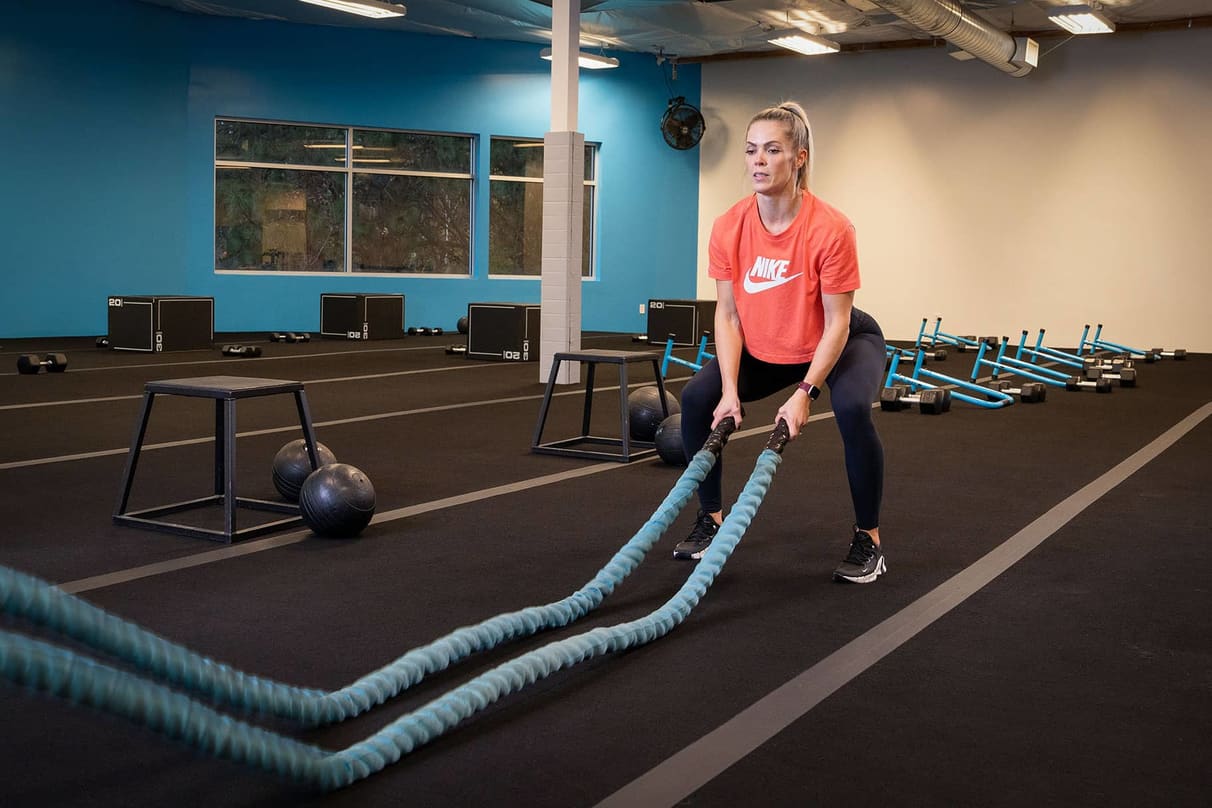 Battle Ropes: What They Are, Their Benefits and Exercises You Can Do ...