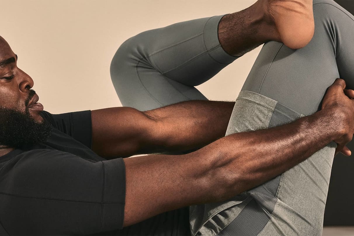 Les 4 millors postures de ioga per relaxar-se, segons els experts