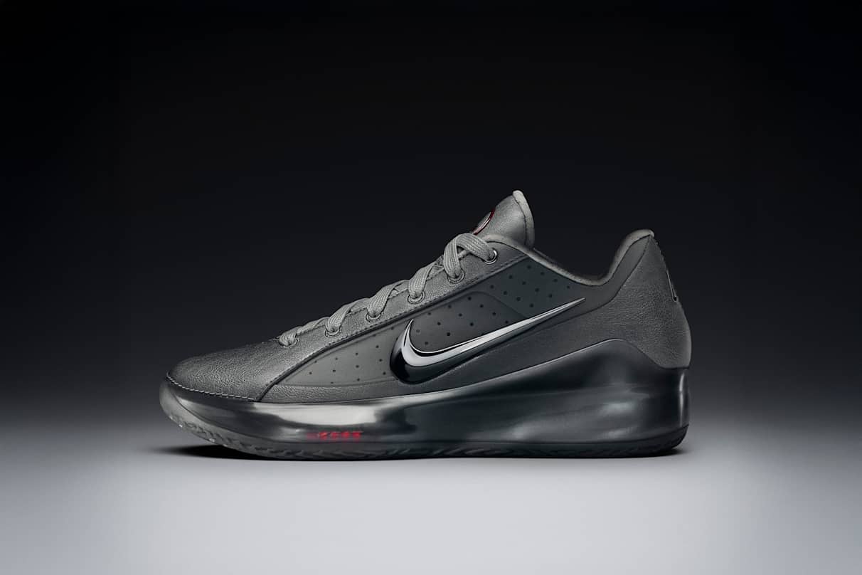 JuJu Watkins lanceerde net haar eerste Nike schoenencollab met LeBron James