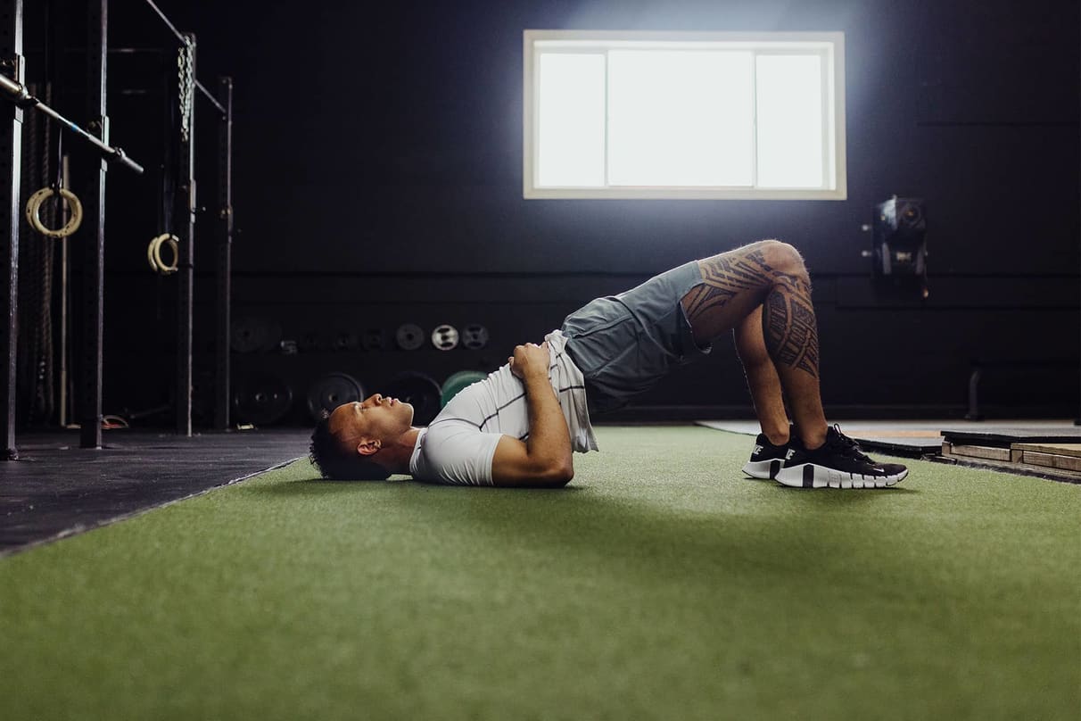 椎間板ヘルニアの人におすすめの4つのエクササイズ