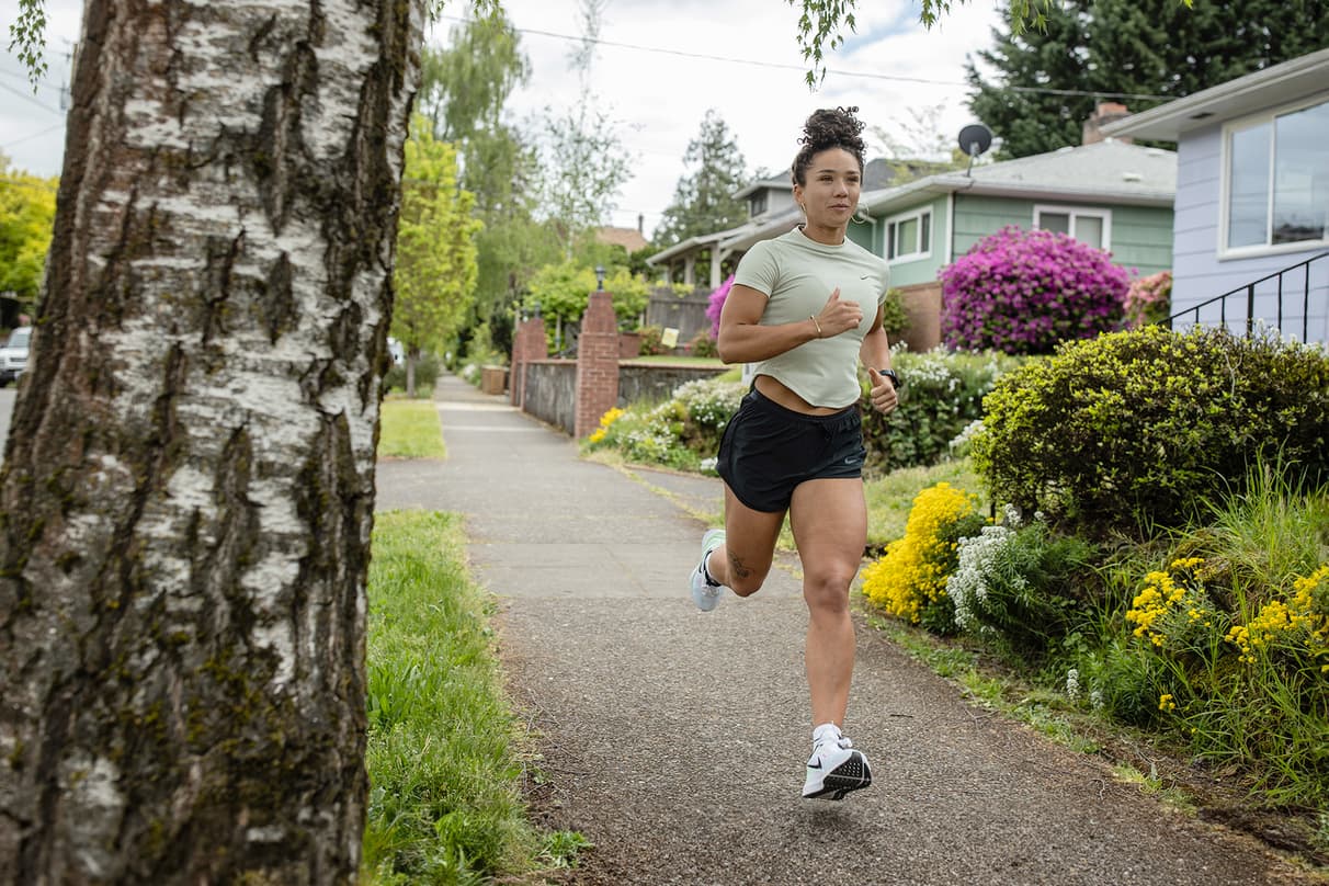 Cómo amoldar tenis de correr nuevos