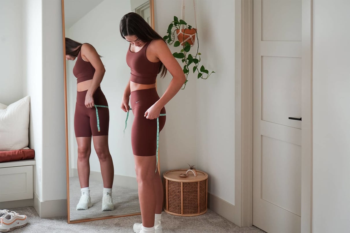 Comment mesurer sa taille de pantalon Nike pour femme  
