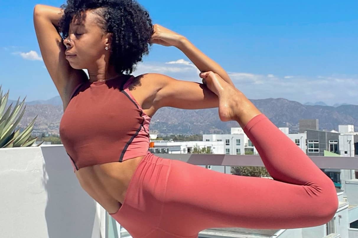 Cinq façons de porter un crop top Nike