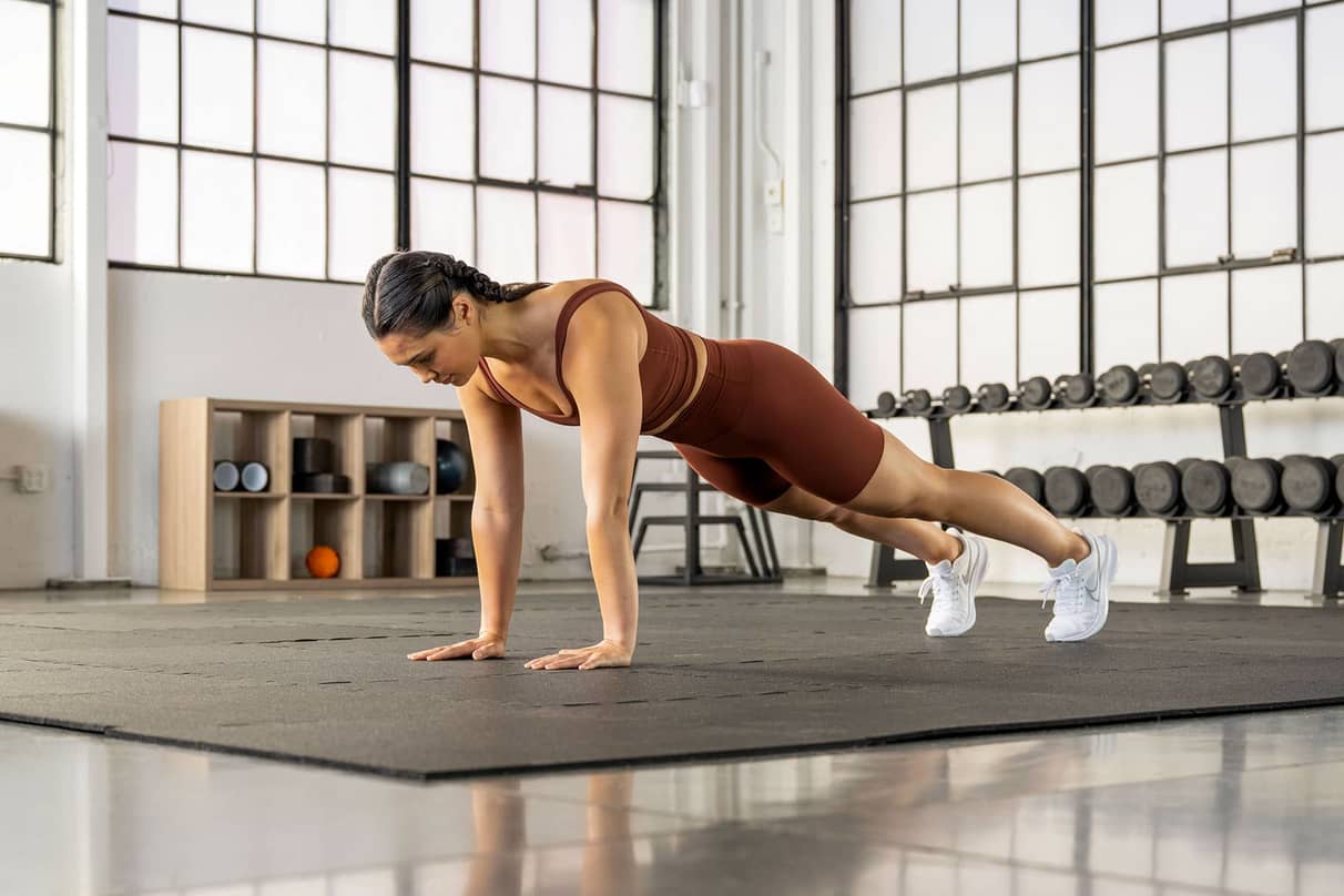7-trainer-approved-plank-variations-nike-za