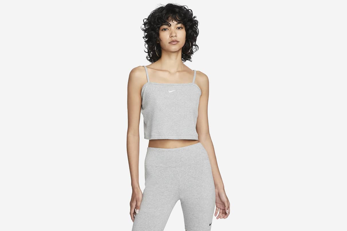 Les 10 meilleurs hauts de nuits Nike pour femme