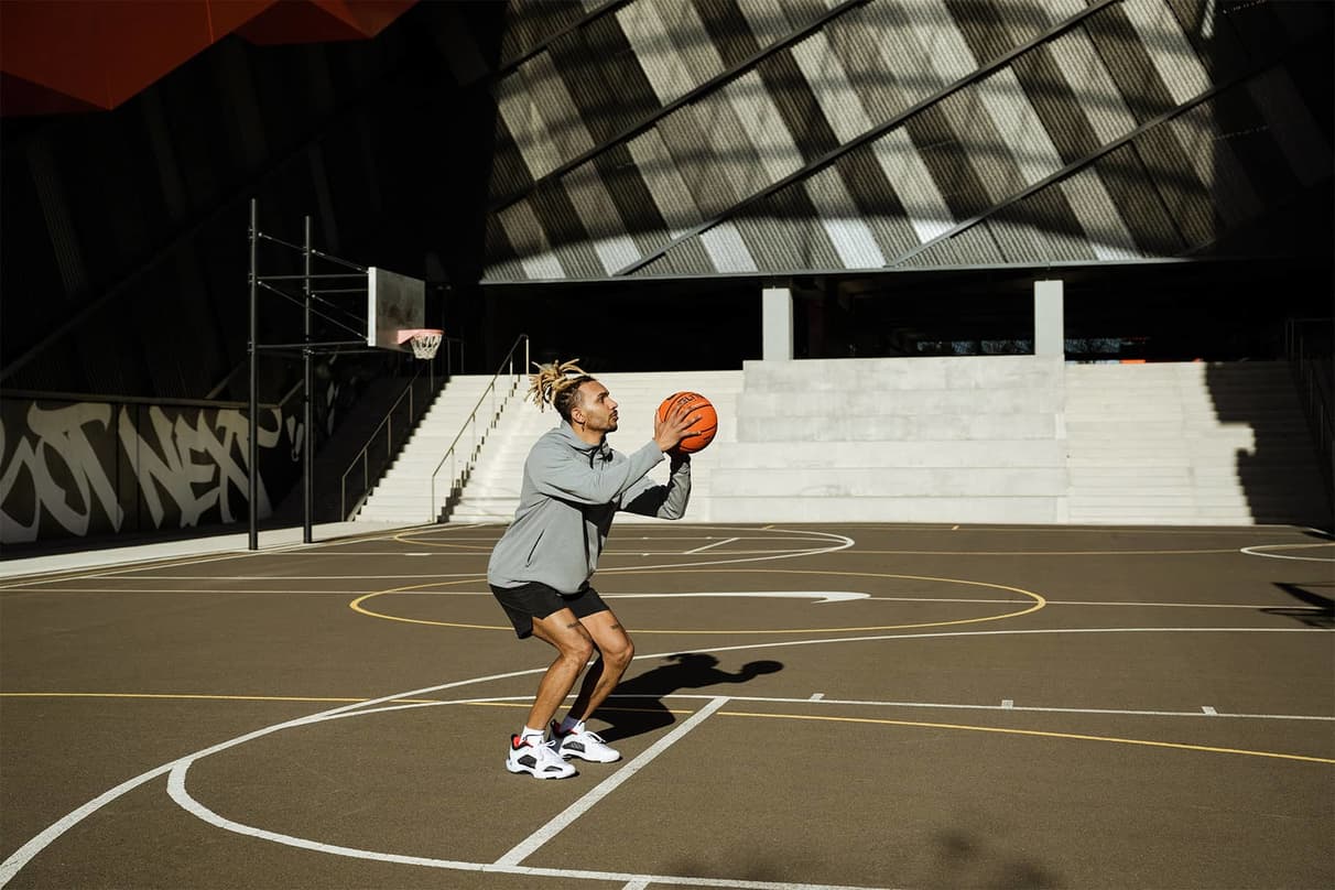 How To Shoot Free Throws, According to Basketball Coaches and Pros