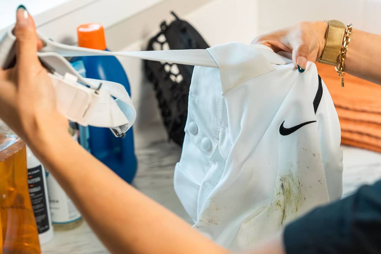 Come pulire i pantaloni da baseball in sei semplici passaggi