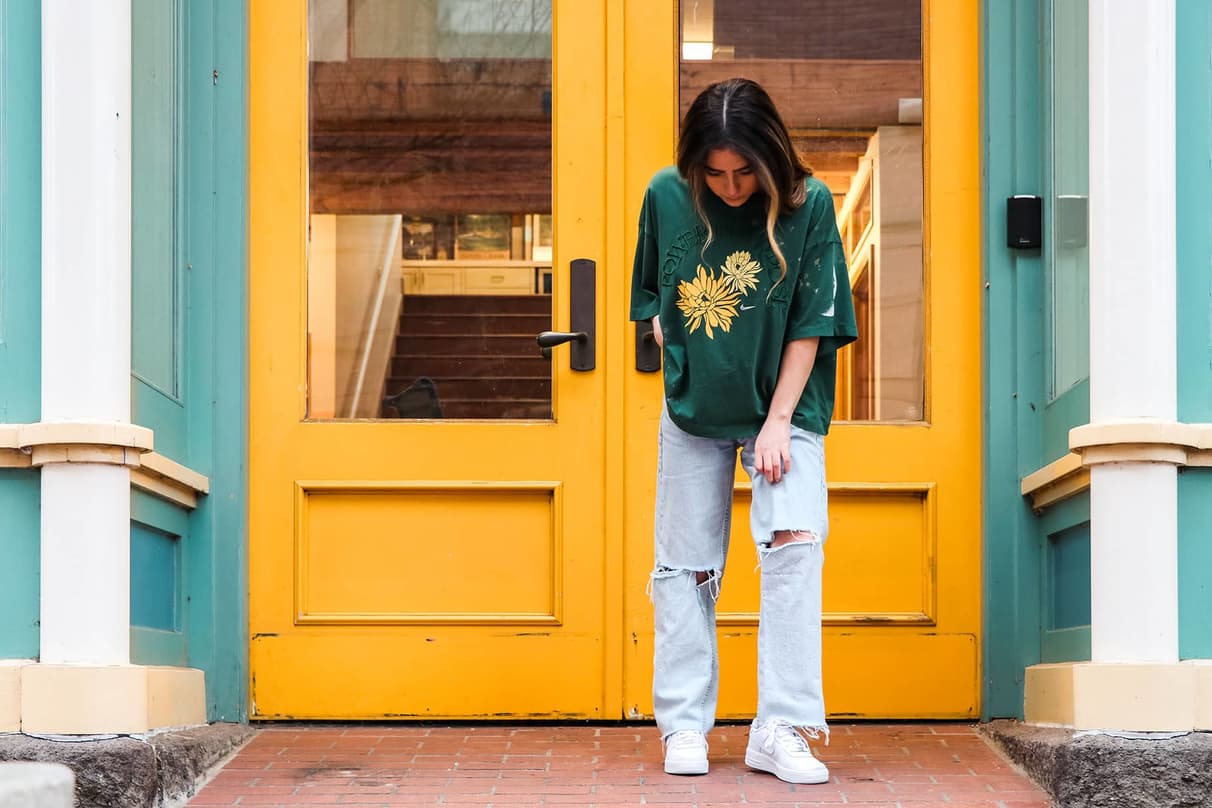 Come abbinare una t-shirt oversize Nike