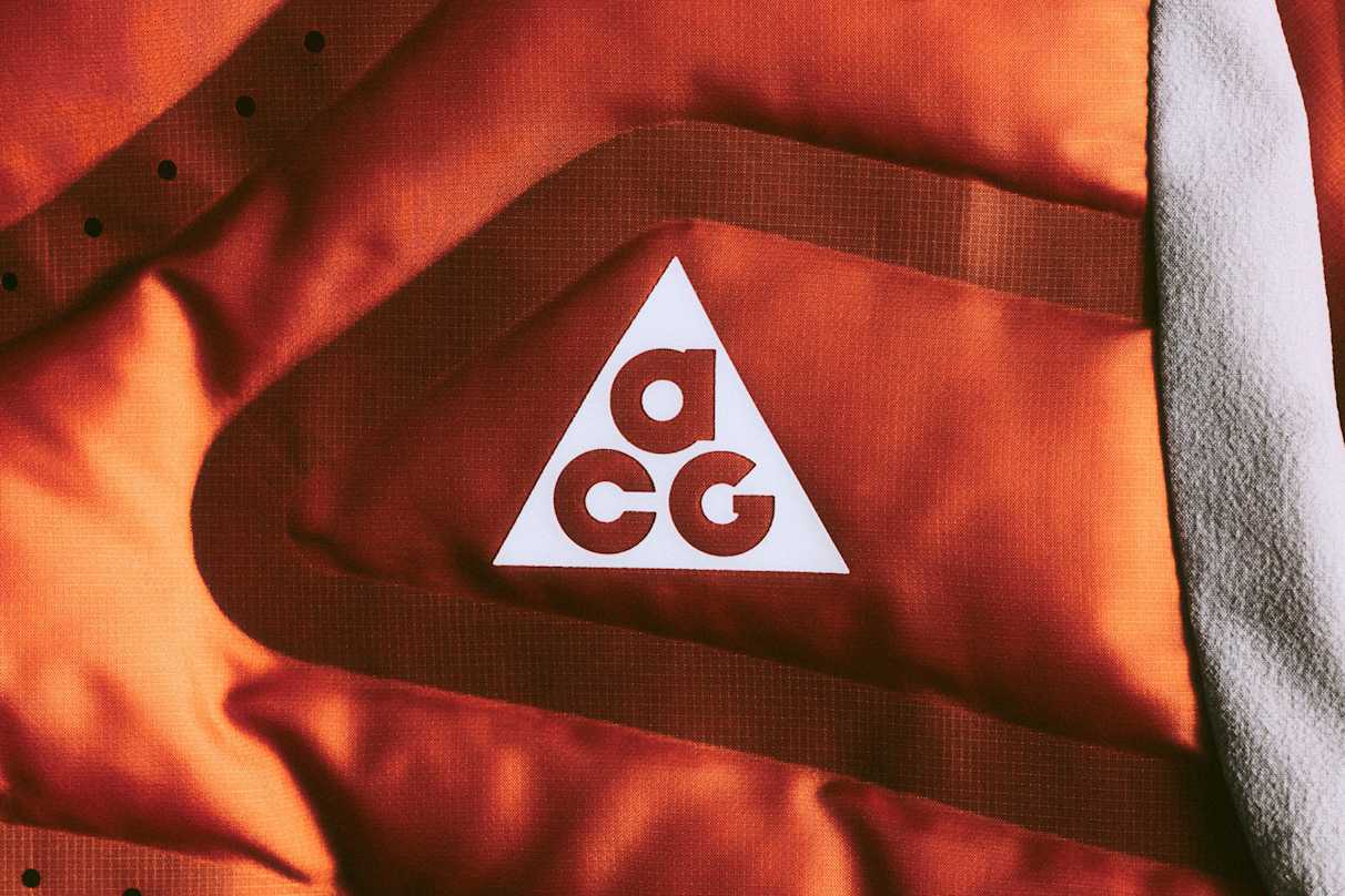 Presentem la jaqueta Nike ACG Lava Loft: la unió perfecta entre innovació revolucionària i utilitat funcional