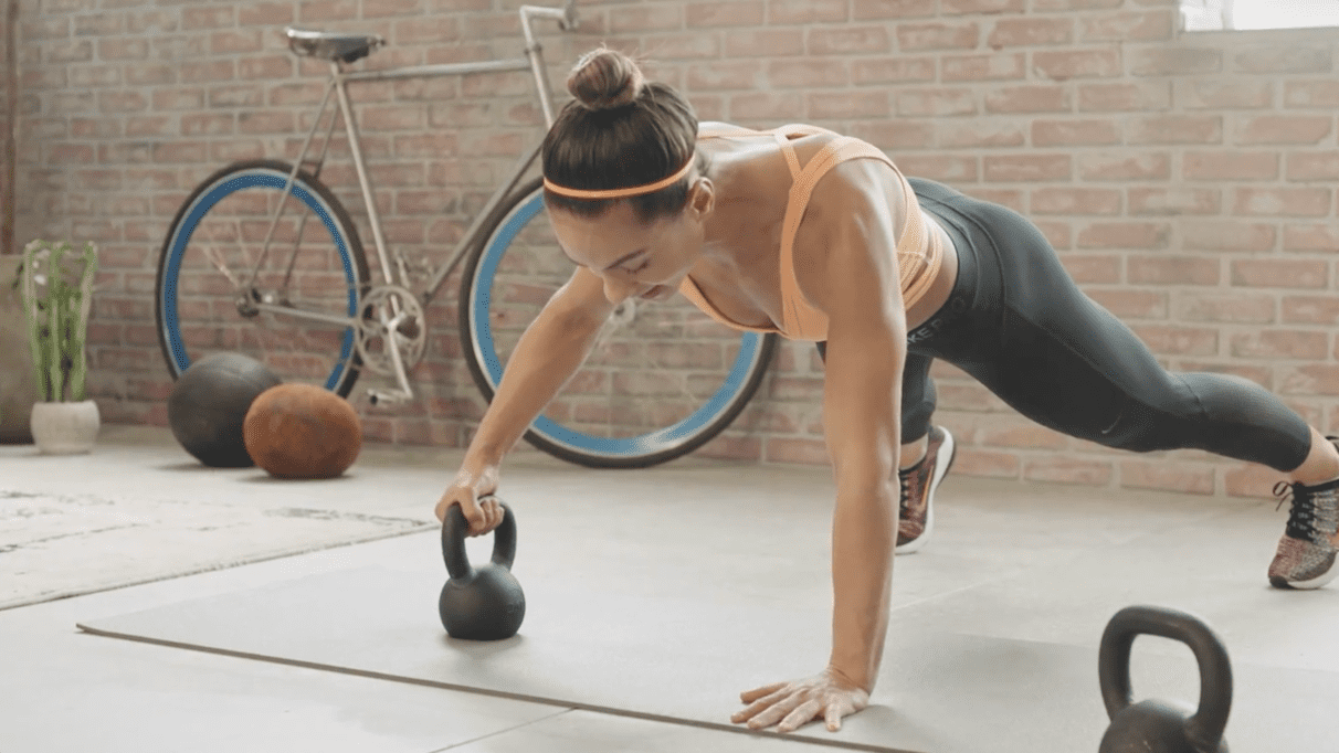 6 Essential Kettlebell Moves to Build Strength. Nike CZ