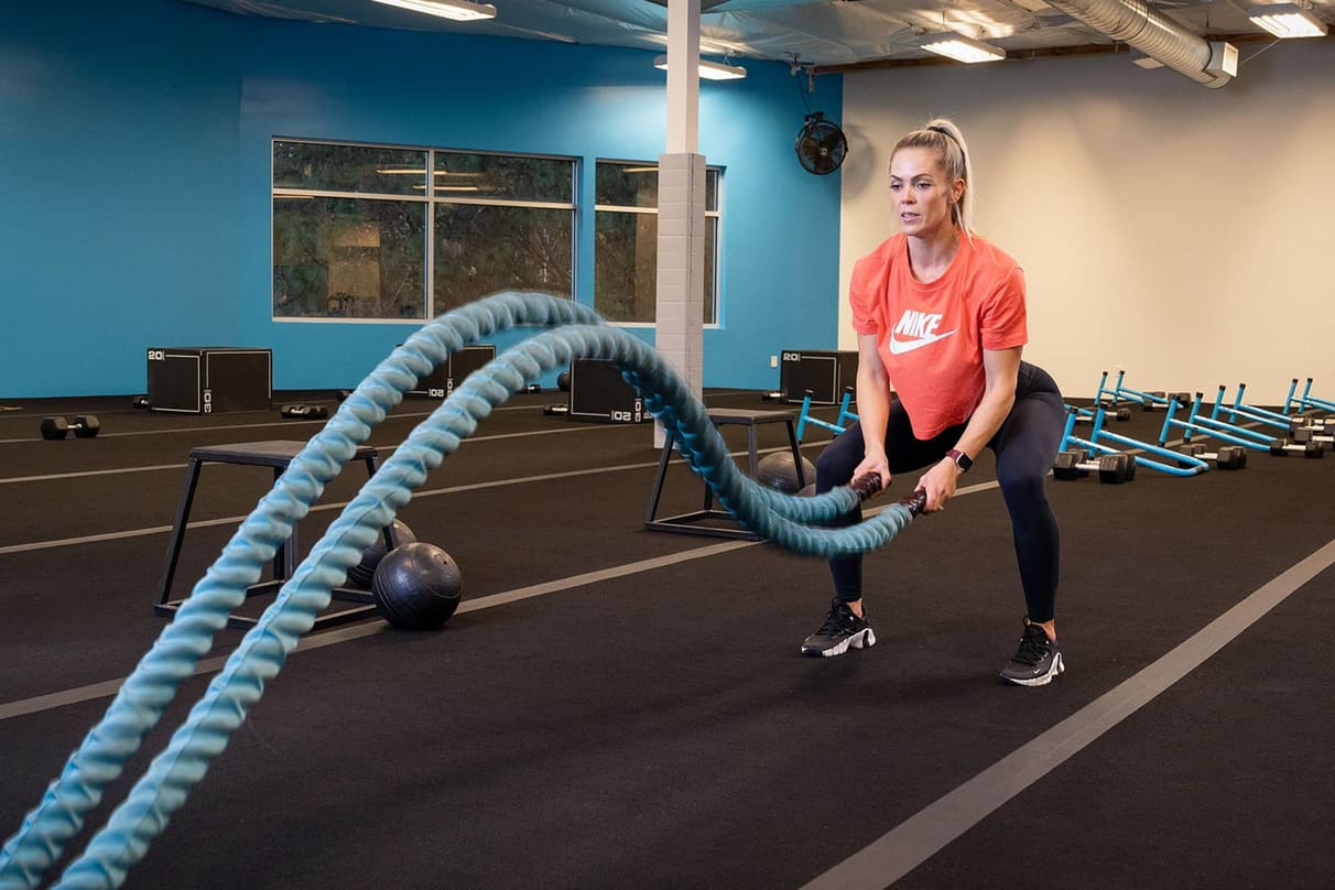 Battle Ropes What They Are Their Benefits And Exercises You Can Do Nike HR