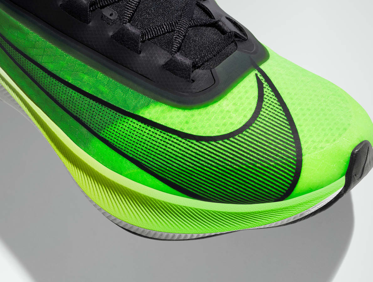 Nike Zoom Fly。精選 Zoom Fly 3
