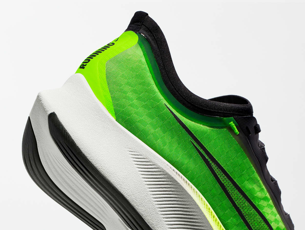 Nike Zoom Fly。精選 Zoom Fly 3