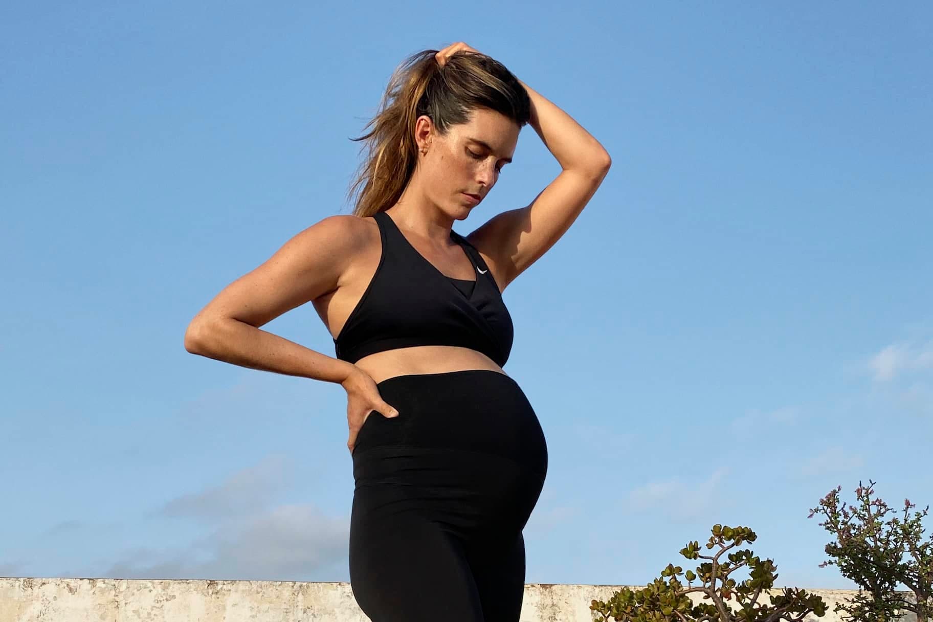 Maternity Yoga Clothes: What to Wear When Pregnant. Nike UK