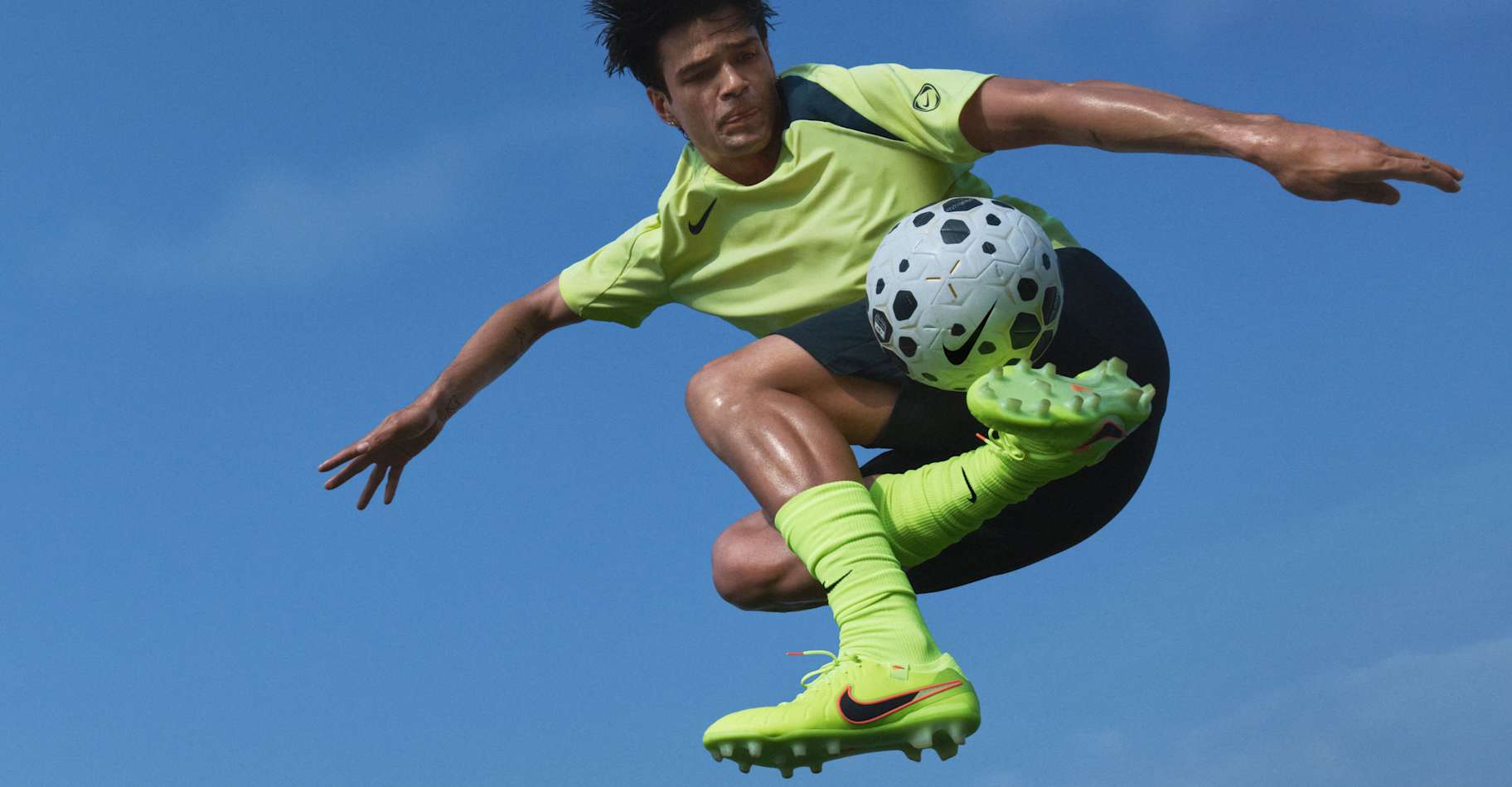 남성 신발, 의류 및 액세서리