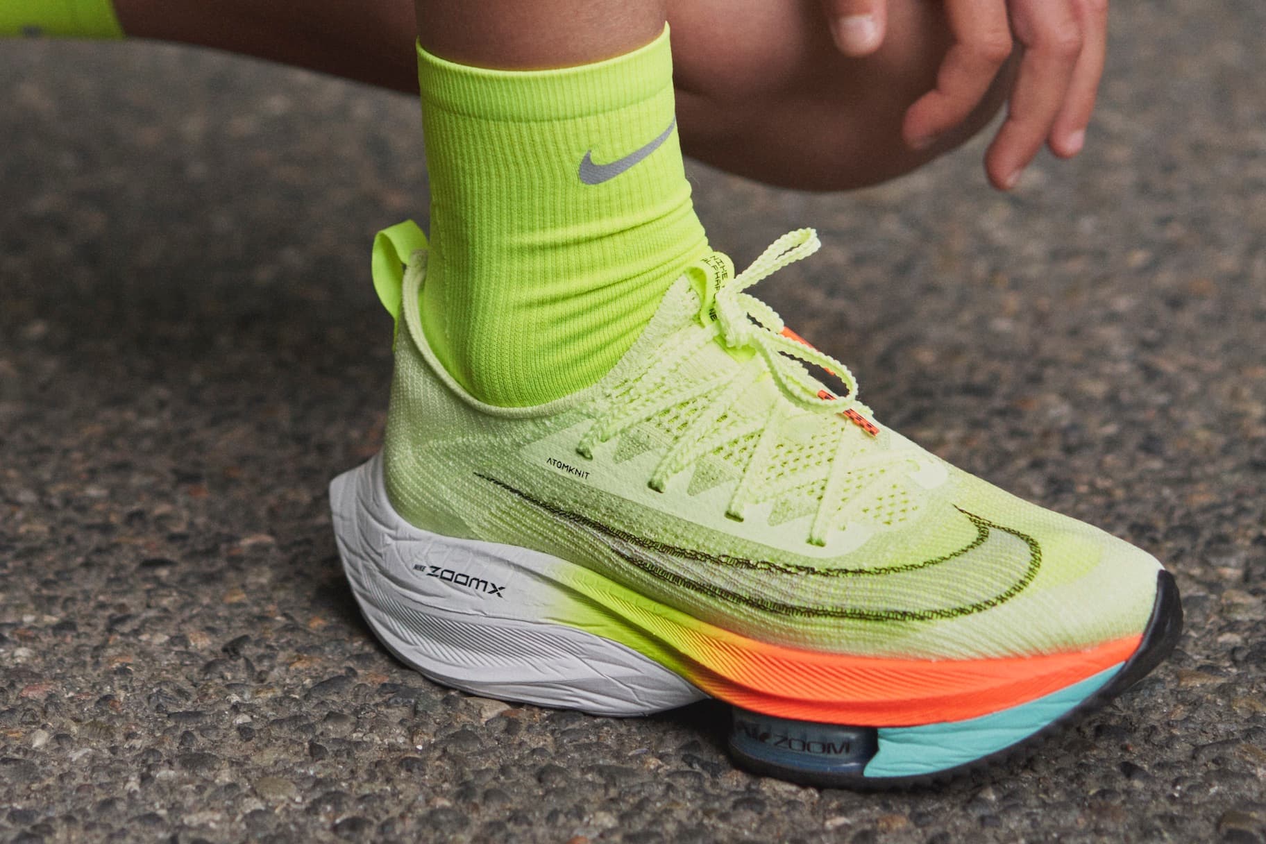 How to Choose the Best Socks for Running. Nike RO