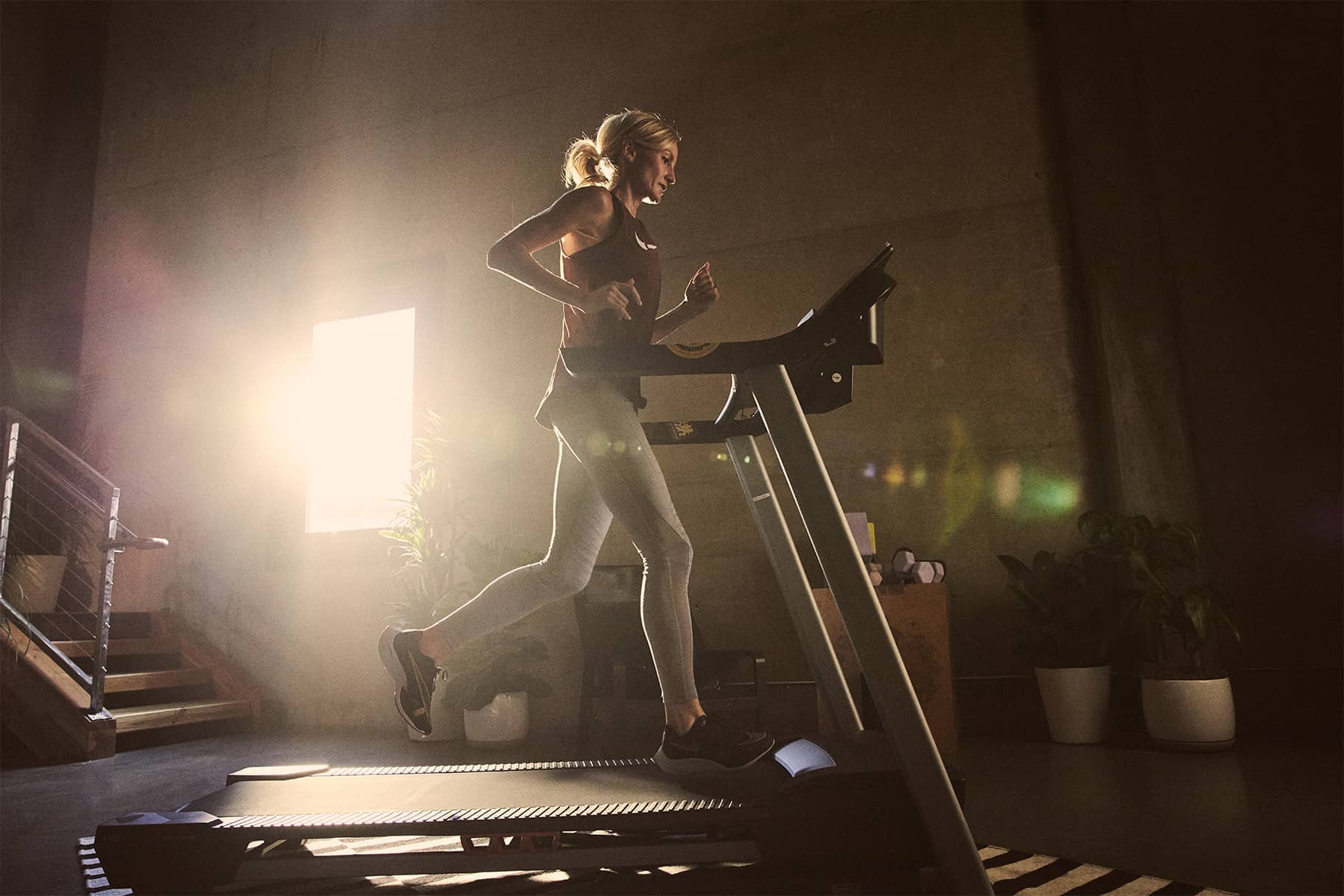 Elliptical Vs Treadmill Vs Running Outside: What's Better?. Nike HR