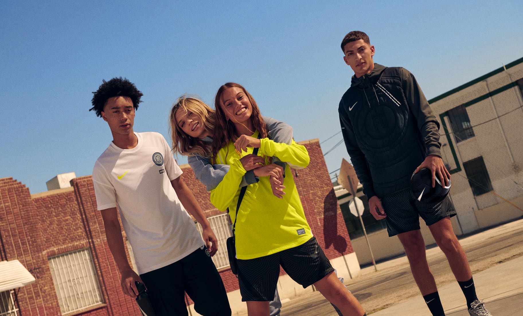 คอลเลกชัน Nike F.C