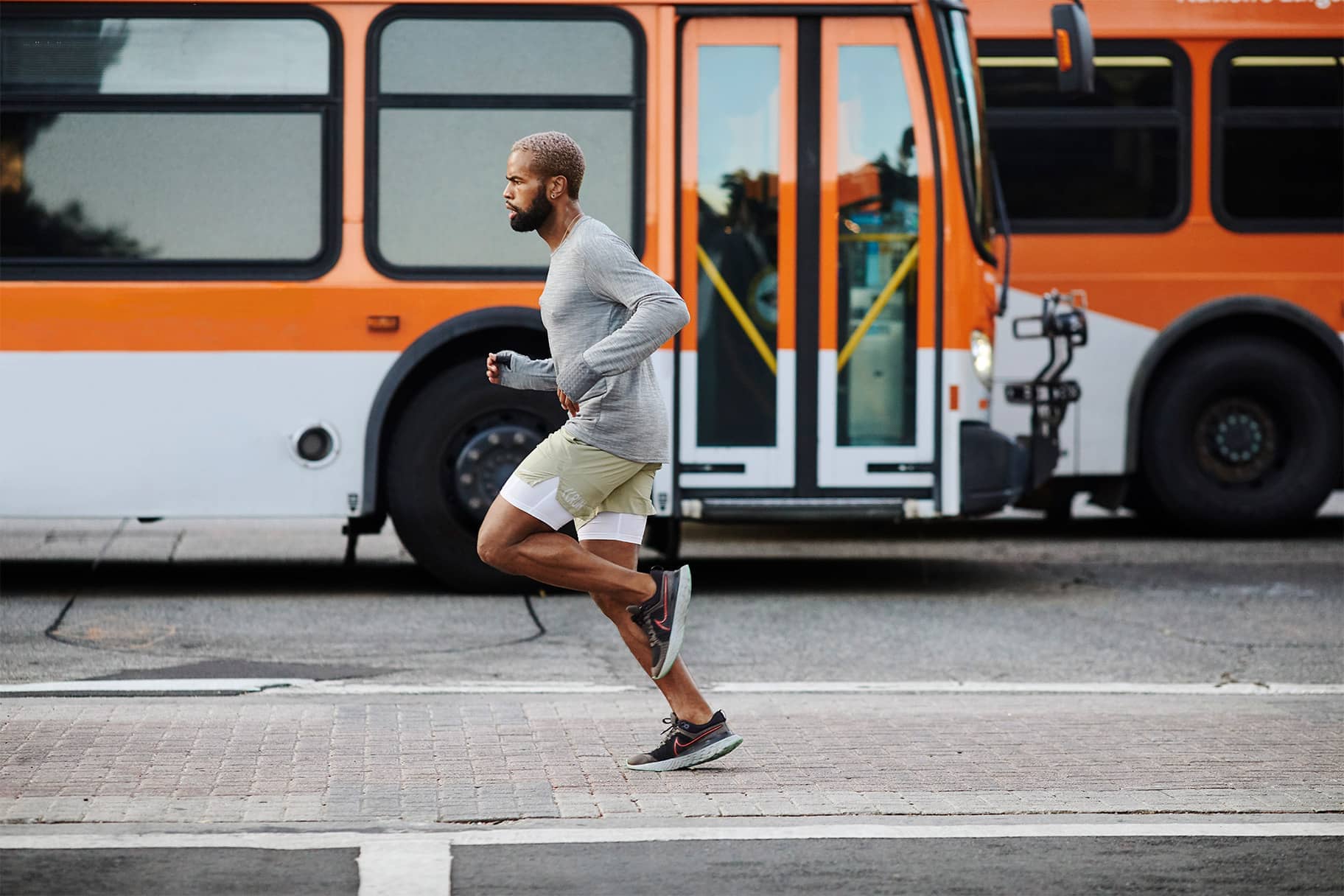 What Causes Shin Splints—And How Can You Avoid Them?. Nike UK