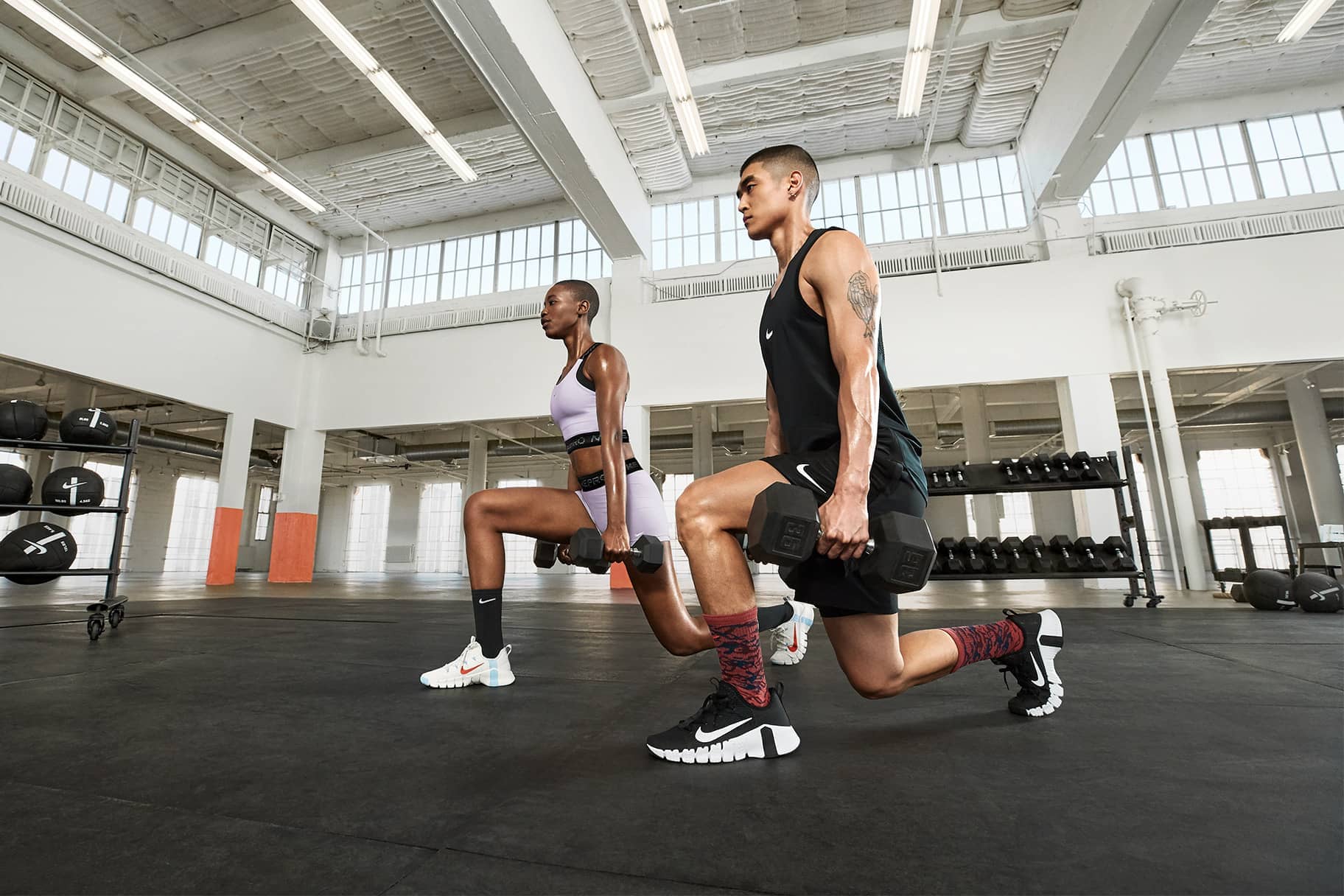What Muscles Do Lunges Work? An Exercise Physiologist Explains. Nike BE