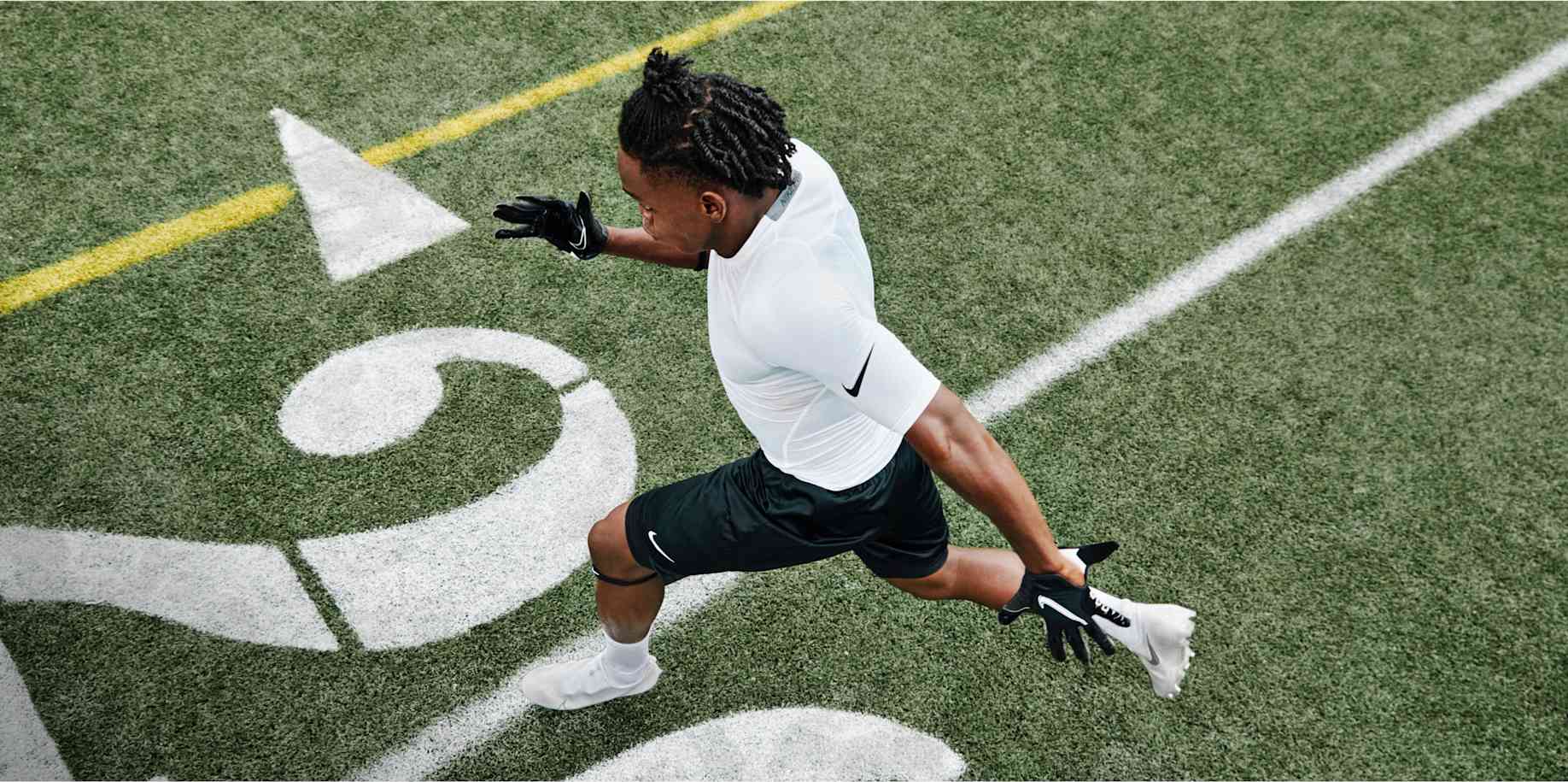 Todo lo último en equipo de fútbol americano