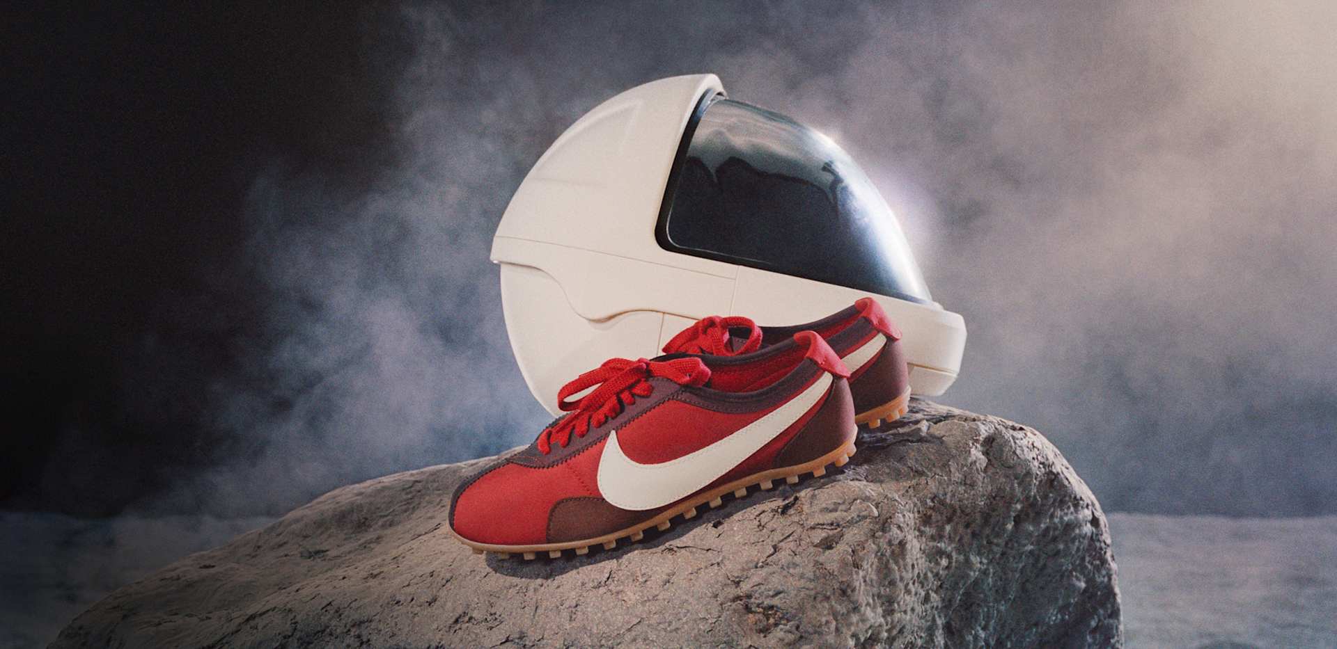 MOON SHOE