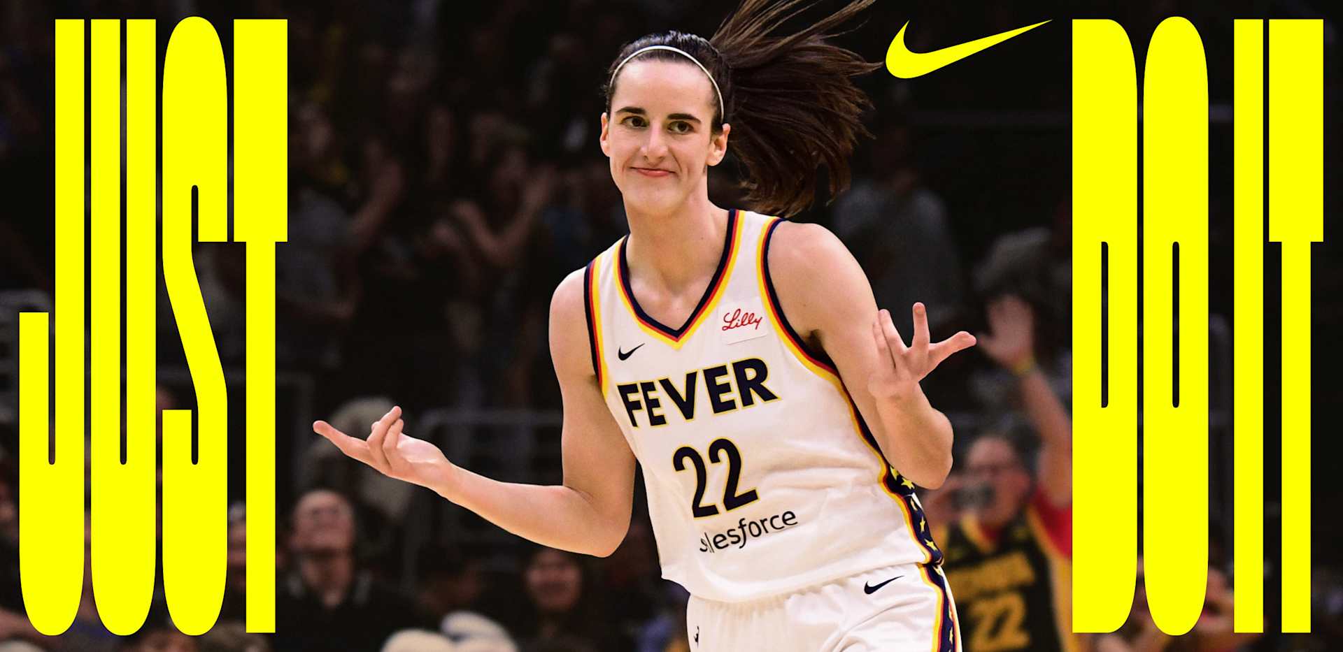 Nike 女鞋、服裝與配件