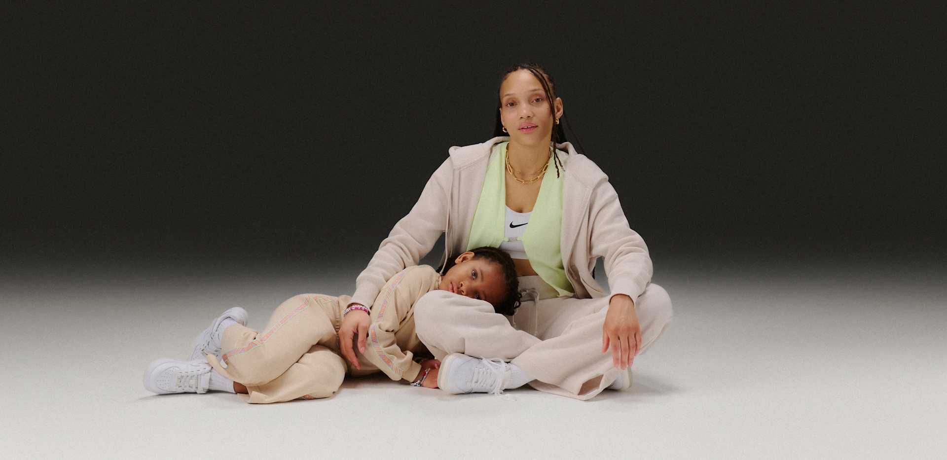 Women's Shoes, Clothing & Accessories, Gifts To Celebrate Her