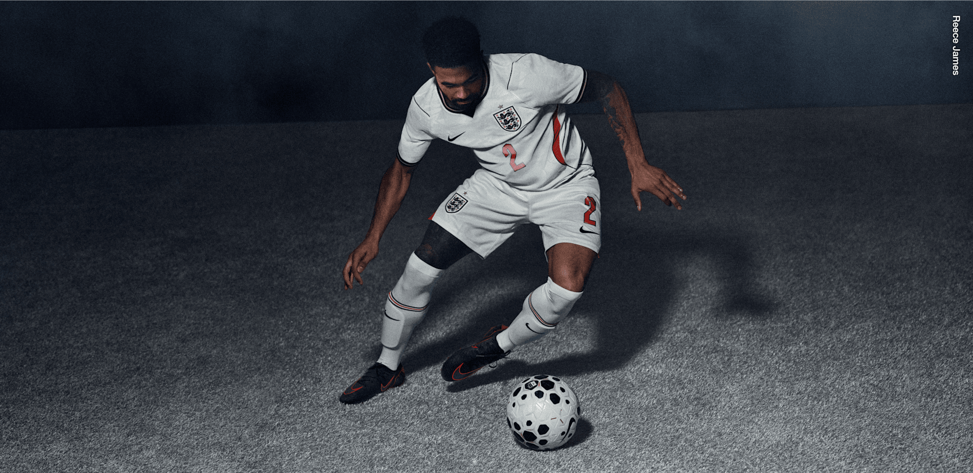 Scarpe, abbigliamento e accessori da calcio