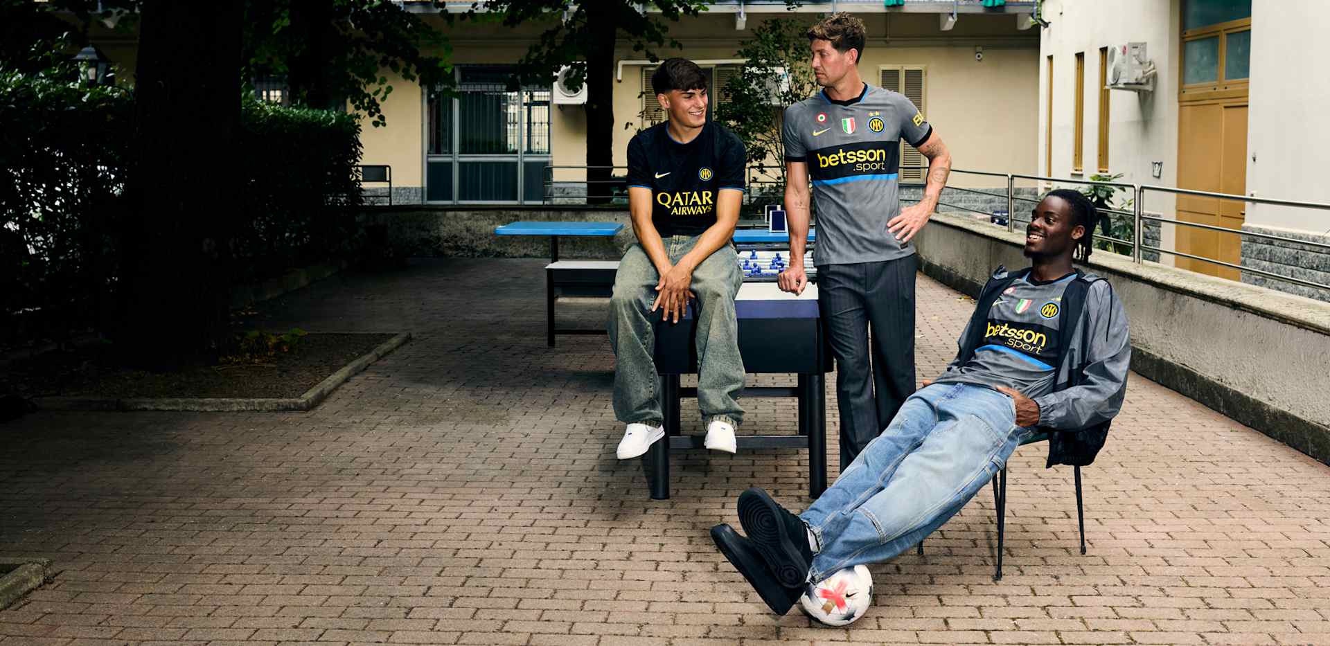 Scarpe, abbigliamento e accessori da calcio, BUILT ON LEGACY