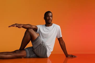 Posizioni yoga per alleviare il dolore alla schiena