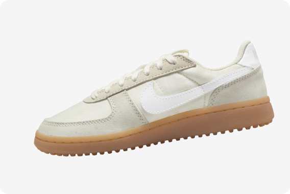 Nike Teens: Your home of latest fashion, inspiration, and real feelings 