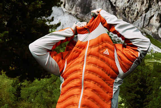 돌로미티에서 이어지는 이야기를 더 만나 보세요., 나이키 ACG: 울트라플라이 제작 리포트, slide 1 of 3