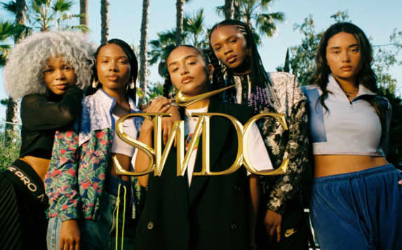 Beskrivelse av Serena Williams Design Crew-kolleksjonen