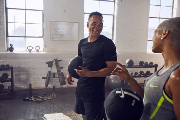 9 ideas de regalos Nike para tu hermano