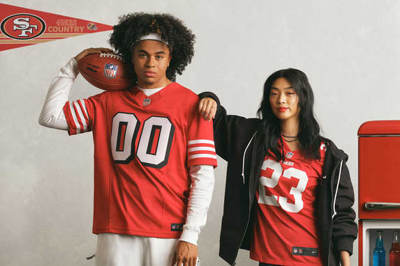 What to Wear to a Football Game: 8 Nike Outfit Ideas